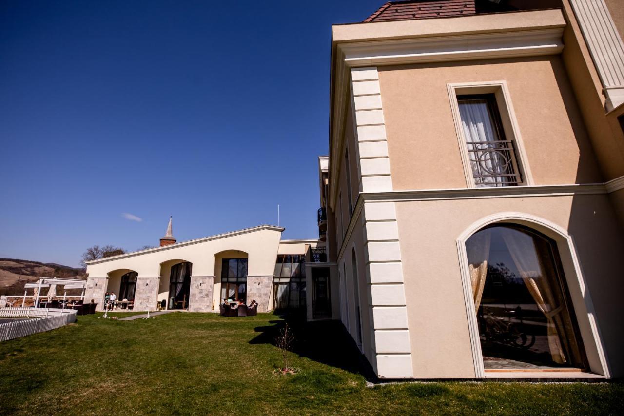 Hotel Cardinal Alba Iulia Exterior foto